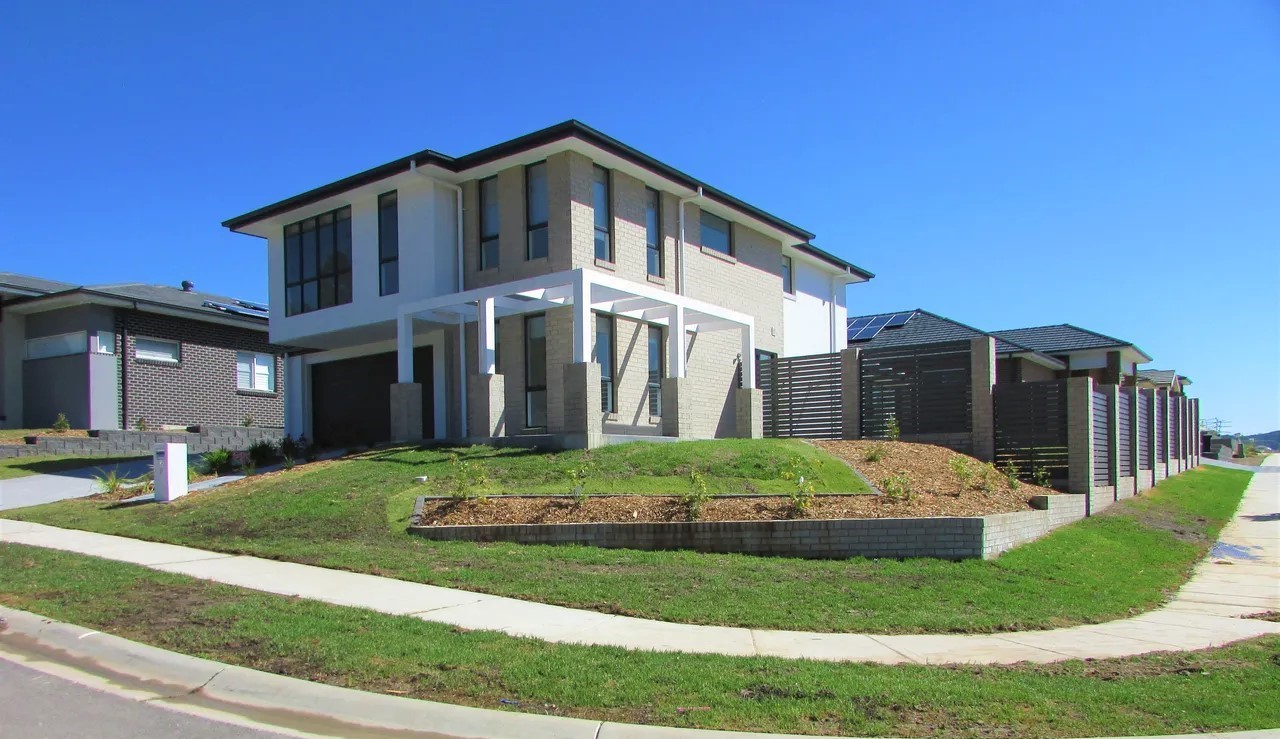 Addition and alteration project at 132 Brookfield Avenue, Fletcher NSW 2287